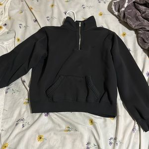 hollister 3/4 zip up sweatshirt